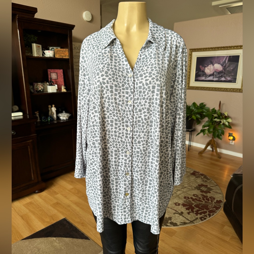 Susan Graver Green & Gray Long Sleeve Blouse-Size-Xxxl
